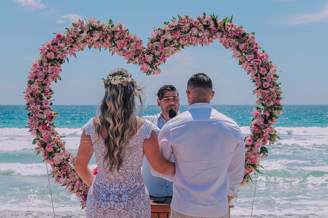Elopement Wedding Vow Renewal, Symbolic Wedding and Beach Wedding - Cabo Frio and the wider Rio de Janeiro coast
