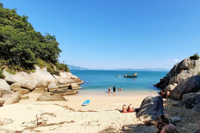 Exclusive Tour Beach by Zimbros Ecotour - The approach to Praia do Cação