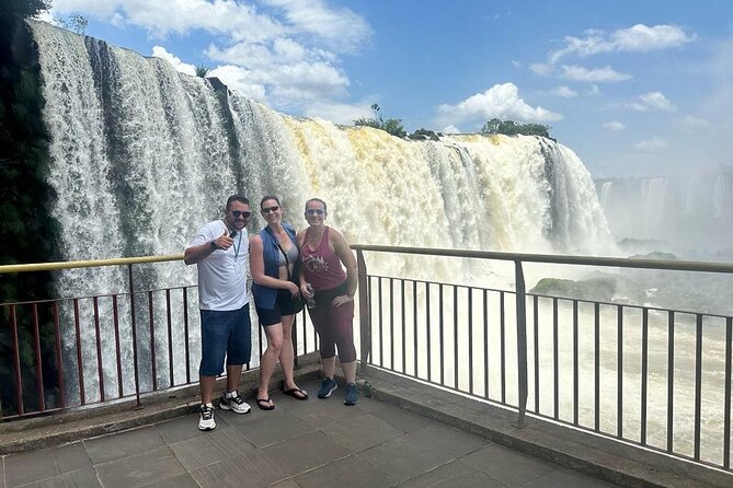 Excursion to the Brazilian Falls, Bird Park and Itaipu Plant - Following the 1,200-meter trail at Iguazu Falls