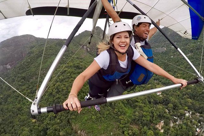 Experience Asa Delta or Parapente in the River - Hang gliding or paragliding: know the difference