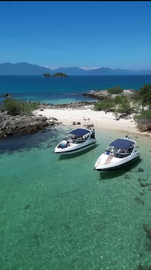Experience Paradise Ilha Grande in a Speedboat Private - The drive to Angra dos Reis and the boat departure