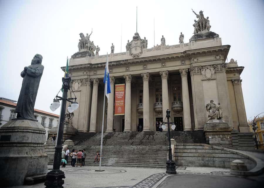Explore Santa Teresa: Walking Tour - Largo dos Guimarães, the neighborhood’s social center
