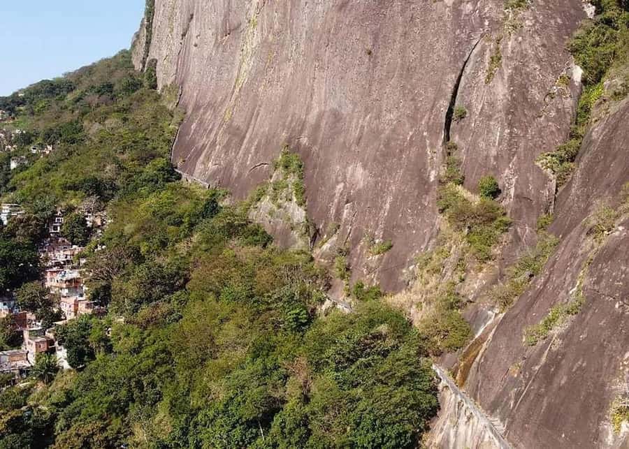 Explore Vidigal & Hike Morro Dois Irmãos: Views of Rio - The descent and return through Vidigal