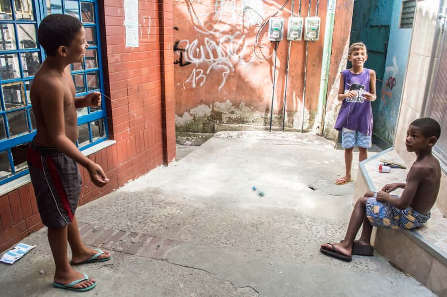 Favela Tour The Original, Rocinha & Vila Canoas since 1992 - Vila Canoas and the value of comparison