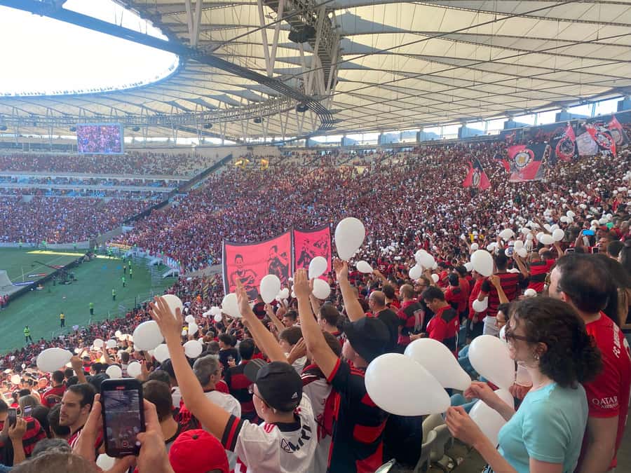 Flamengo Game Experience at the Maracanã Stadium - The seven-minute walk to Maracanã