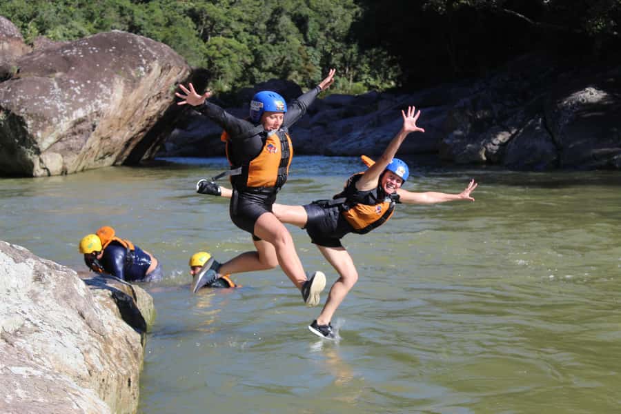 Florianópolis: RAFTING AVENTURA - Jungle scenery between the rapids