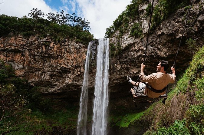 Foot of the Cascade Bate and Return 08h30 - The Infinite Balance in Front of the Cascade