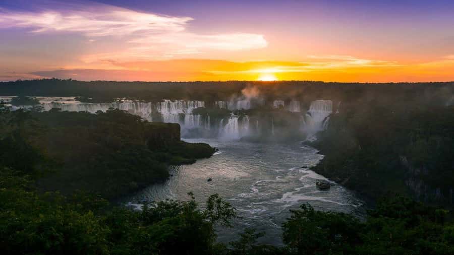 Foz do Iguaçu: Brazilian Side of the Falls - The Visitors’ Center and the 11-kilometer park road