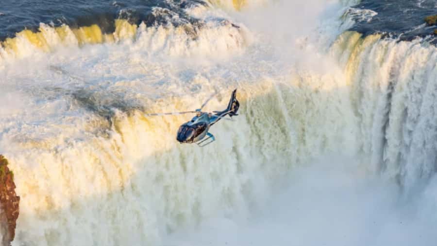 Foz do Iguaçu: Helicopter Flight over the Iguassu Falls - Hotel pickup and the ride to Helisul