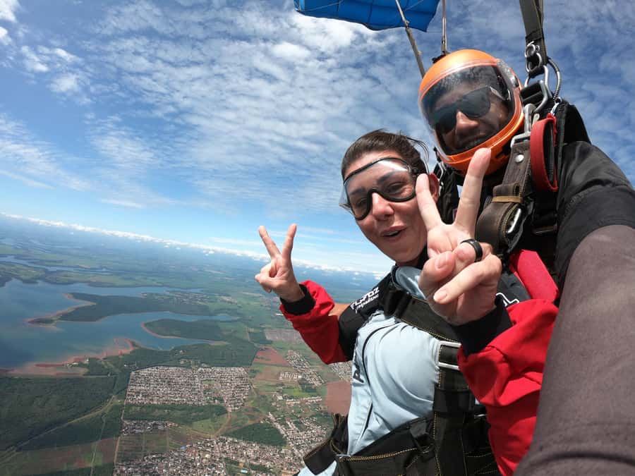 Foz do Iguacu: Skydiving Experience with Photos and Videos - Arriving at Rua Ângela Aparecida Andrade, 1188