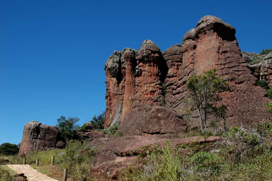 From Curitiba: Vila Velha State Park Full-Day Group Tour - Golden Lagoon and its mica shimmer