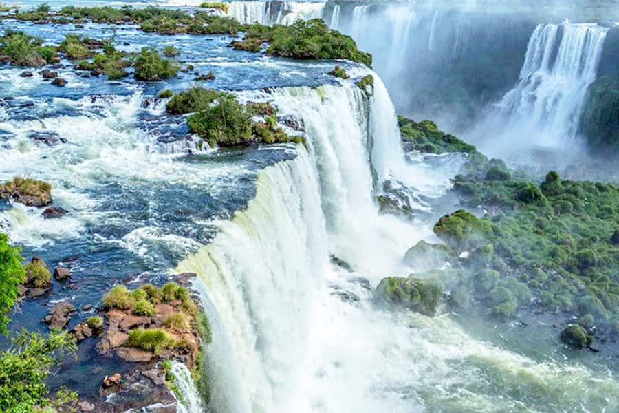 From Puerto Iguazu: Brazilian Side of the Falls with Ticket - How much guiding will you actually get?