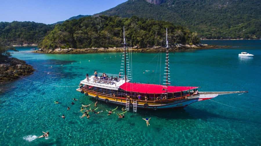From Rio de Janeiro: Angra dos Reis & Ilha Grande Day Tour - Lagoa Verde and the White-Sand Beaches