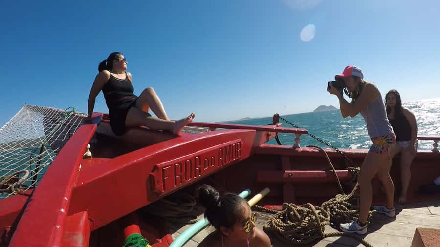From Rio de Janeiro: Búzios Full-Day Boat Tour - The early Rio pickup and three-hour road trip