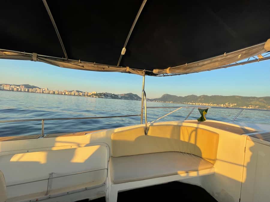 From Rio de Janeiro: Private Speedboat Tour - The Onboard Barbecue and Cooler Setup