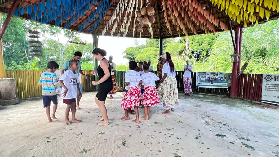 From Salvador: Quilombo Heritage Daytrip with Lunch - Making manioc flour and palm oil