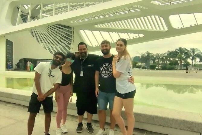 From the Past to the Present: A Historical Walking Tour of Rio - Mauá Square and Kobra’s giant Etnias mural