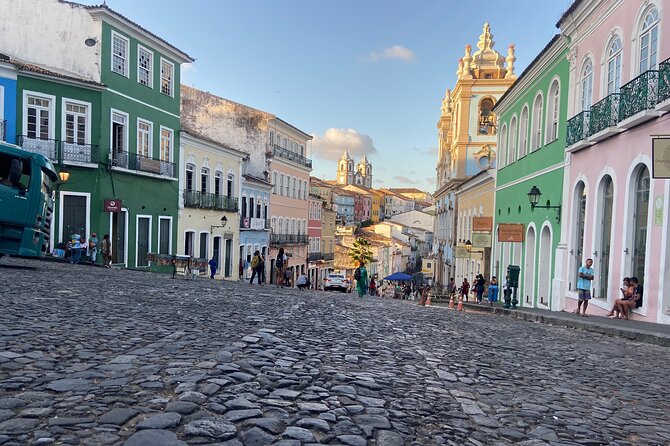 Full City Tour Historic and Panoramic - Mercado Modelo is your shopping window