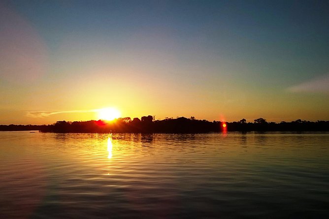 Full Day Amazon River Experience with Night Boat Tour - Catalão and the reality of floating homes