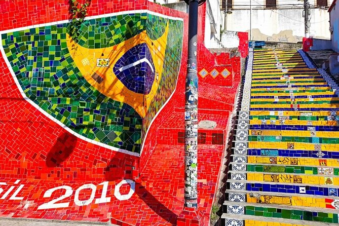 Full-Day Christ the Redeemer and Rio City Tour from Buzios - Sambadrome: a Carnival stop from the outside