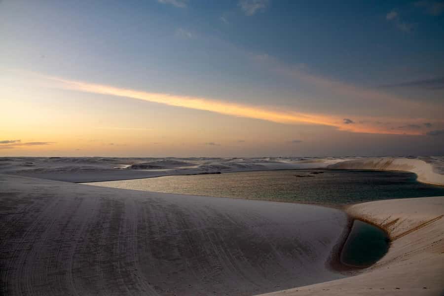 Full-day excursion Lencois Marnahenses, Lagoa Azul & Lagoa Bonita combined - Crossing the sandy backcountry by 4x4