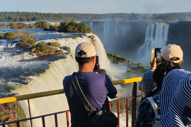 Full Day Iguassu Falls Both Sides -Argentina and Brazil - Guides who make the border day easier