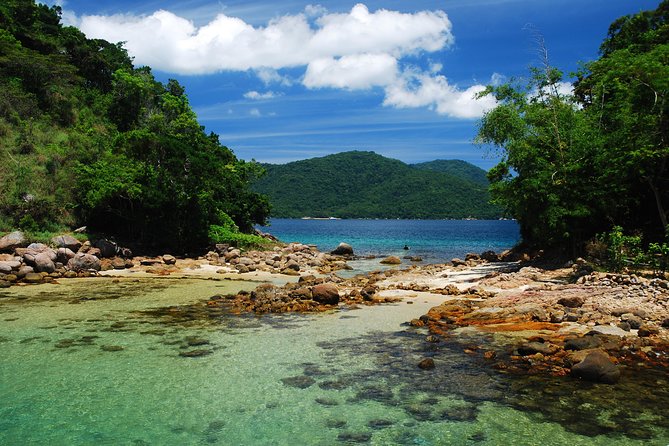 Full-Day Ilha Grande Northern Coast Speedboat Tour - Lagoa Verde: your first hour in the water