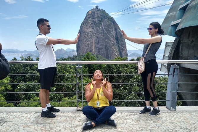 Full-Day Rio de Janeiro Tour with Lunch from Barra da Tijuca - Selarón Steps: colorful, fast, and crowded