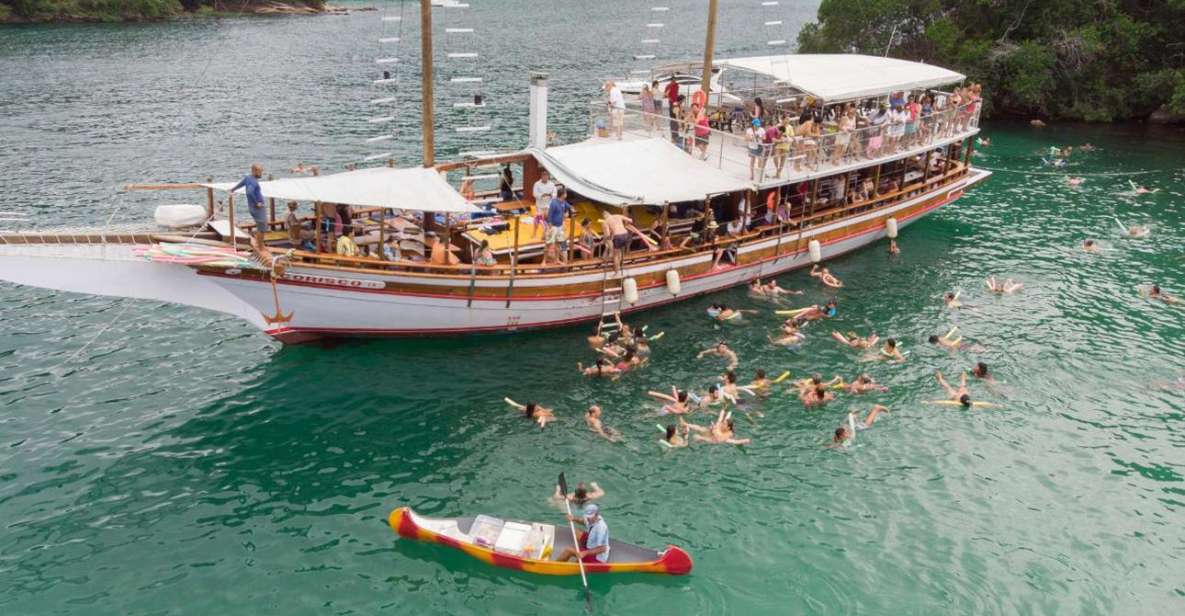 Full-Day Tour to Angra dos Reis and Ilha Grande - Praia de Araça and the Pleasure of a Short Stop