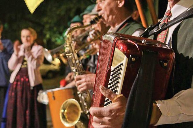 German Night - Dinner and Folklore - The folk show is the evening’s best card