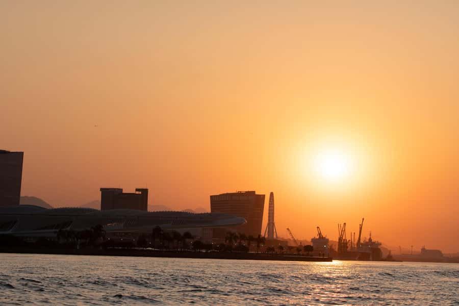 Glória: Sunset Speedboat Cruise with Drinks and Snacks - Six useful things to know before boarding