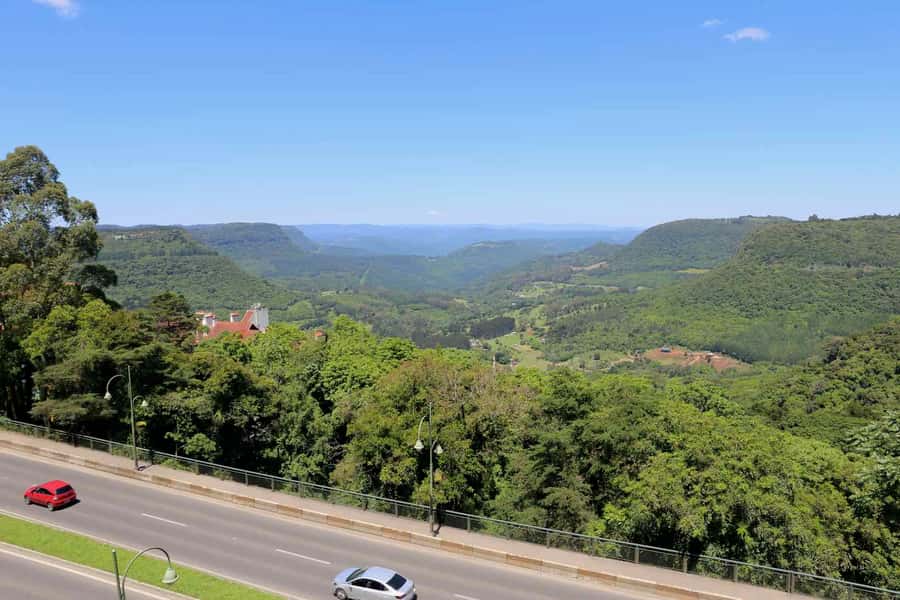 Gramado and Canela: Private Daytour from Porto Alegre - Skyglass or Air Tables: choosing your main attraction