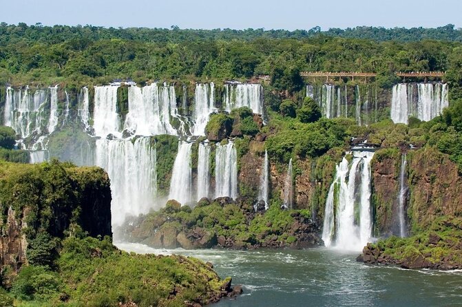 Guided Expedition with Canoeing and Waterfalls in Iguaçu - Five things to know before you book