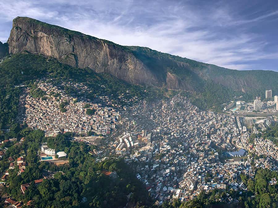 Guided Tour through Rocinha, One of the Largest Favelas - Pickup zones and the three-hour schedule