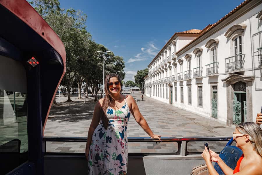 Hop-ON Hop-OFF Sightseeing Bus in Rio de Janeiro - Rio Samba Bus - Heat, shade, and sound are the main comfort concerns
