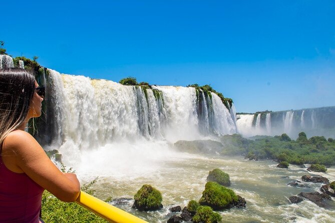 Iguaçu: Brazilian Side Falls, Boat Tour, Bird Park – Tickets & Lunch Included - The speedboat trip near the falls