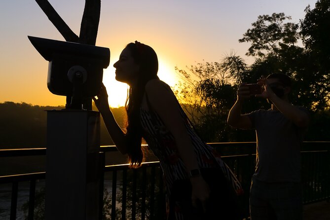 Iguaçu Falls on both sides, Brazil and Argentina, in 1 day - Who will appreciate this tour most?