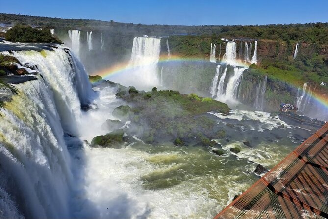 Iguassu Falls, 2 Days Brazil and Argentina: Private Tour - Day one in Argentina: trails, trains, and Devil’s Throat