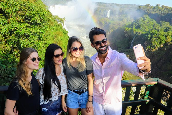 Iguassu Falls Brazilian Side: Macuco Safari, Helicopter Flight and Bird Park - Why this Brazilian-side combination works