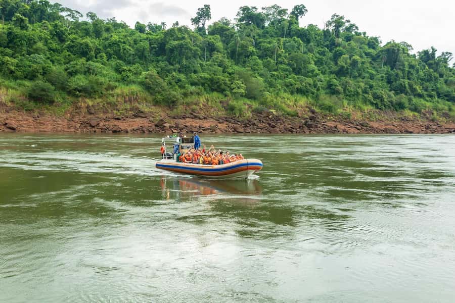 Iguassu Falls: Guided Tour & Macuco Safari on Pontoon Boats - Who will enjoy this six-hour outing?