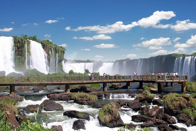 Iguassu Falls in a Nutshell - Day One: From the Airport to Itaipu Dam