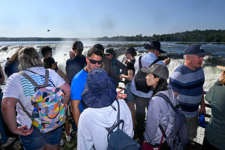 Iguassu Waterfalls: 1 Day Tour Brazil and Argentina's sides - Border control without the usual confusion