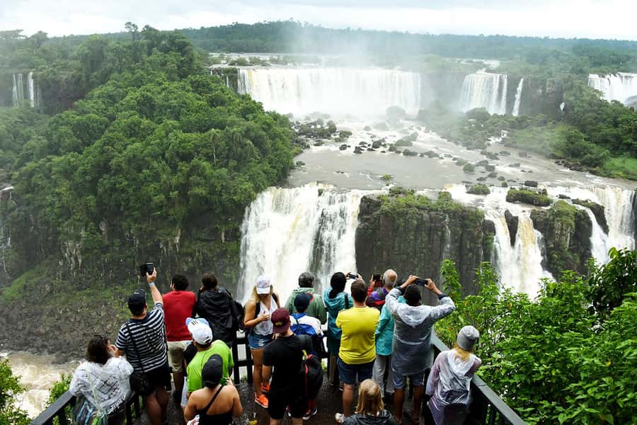 Iguazu Falls: 2-Day Argentinian and Brazilian Iguazu Falls - Border documents and the final return