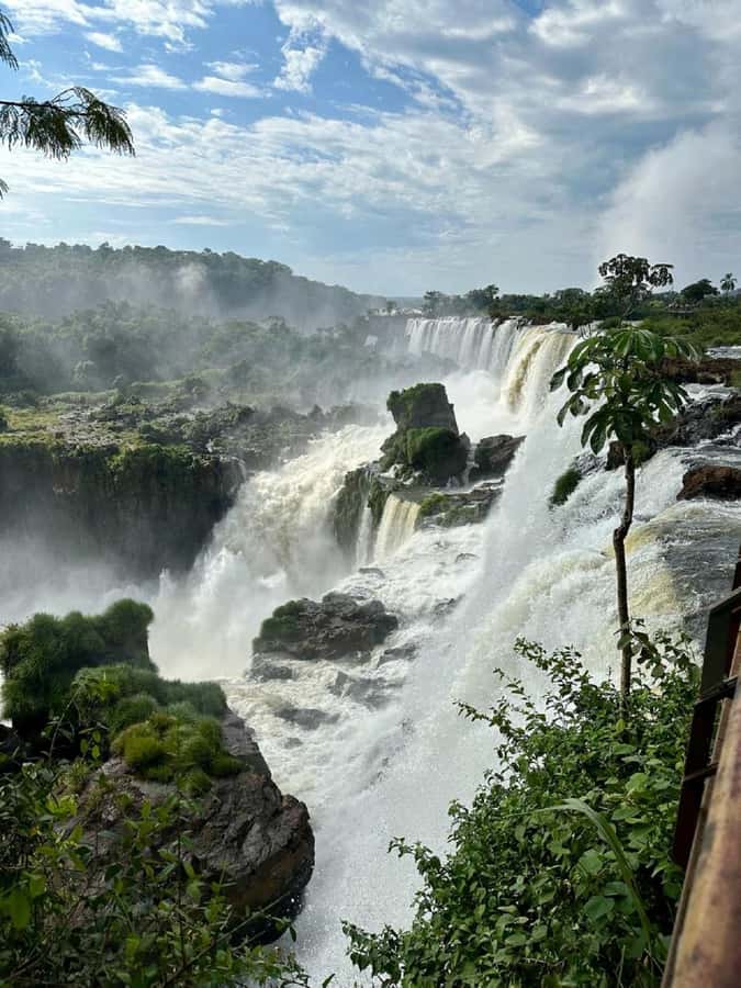 Iguazu Falls: Brazil & Argentina in One Day (Private) - Who should book this Iguazu Falls tour?