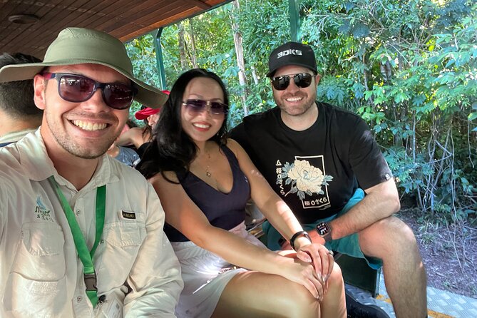 Iguazu Falls Daytour Brazil+Argentina(Private Solo & Group Solo) - The guide service: personal without being intrusive