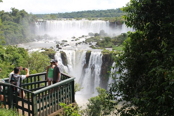 Iguazu Falls Full Day Tour Brazil and Argentina - The 7:00 am Start and the Ride from Foz do Iguaçu