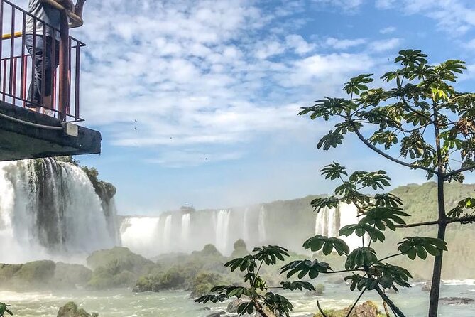 Iguazu Falls : Private day tour both Brazil & Argentina - Devil’s Throat and the Upper Circuit