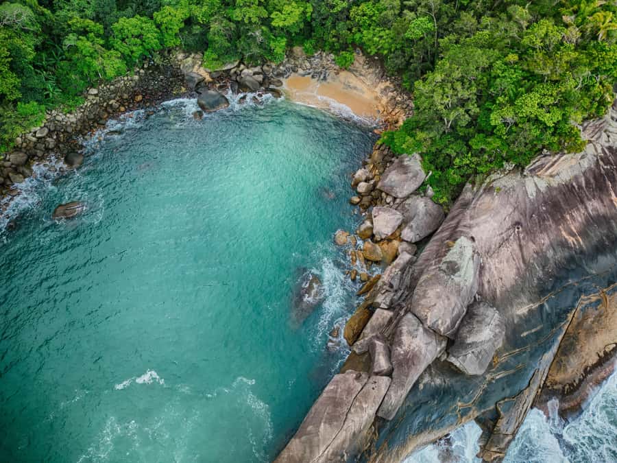 Ilha Grande: 360° Circumnavigation Speed Boat Tour - 8h - Is $94 a fair price?