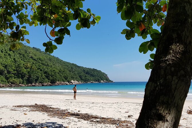 Ilha Grande - From Abrãao: Lopes Mendes beach tour & trekking - Pouso Beach, the useful first stop