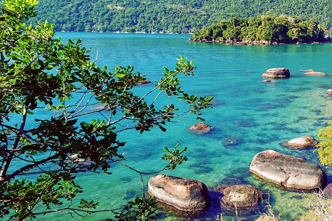 Ilha Grande - Private Historical Walking Tour with Natural Pool. - Pocao do Abraao Waterfall and the Natural Pool